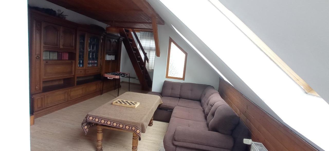 Casa De Vacanta La Kerek บอร์เซค ภายนอก รูปภาพ